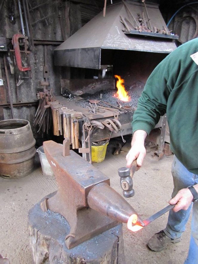 Lindfield-Blacksmith-Working-12