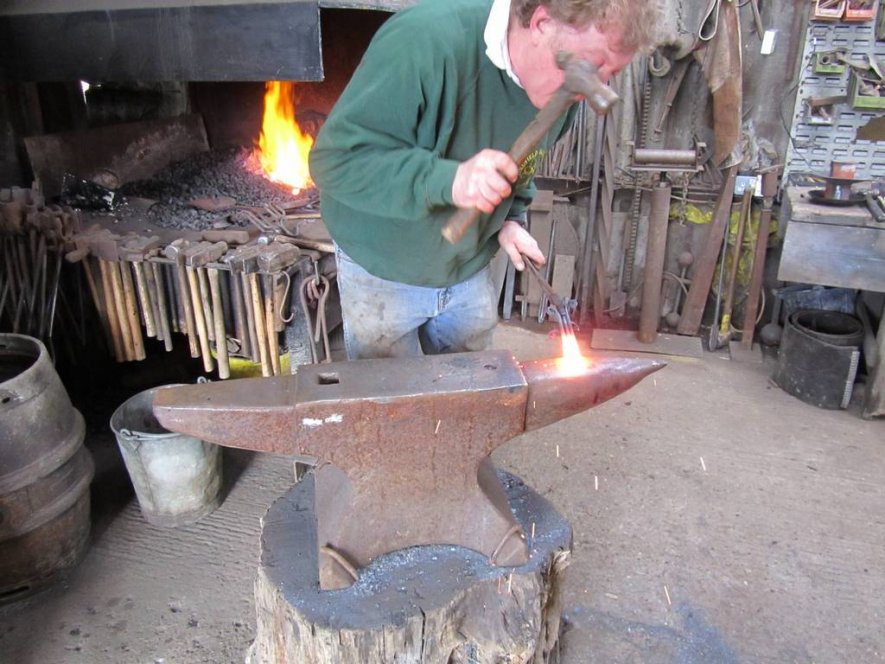 Lindfield-Blacksmith-Working-15