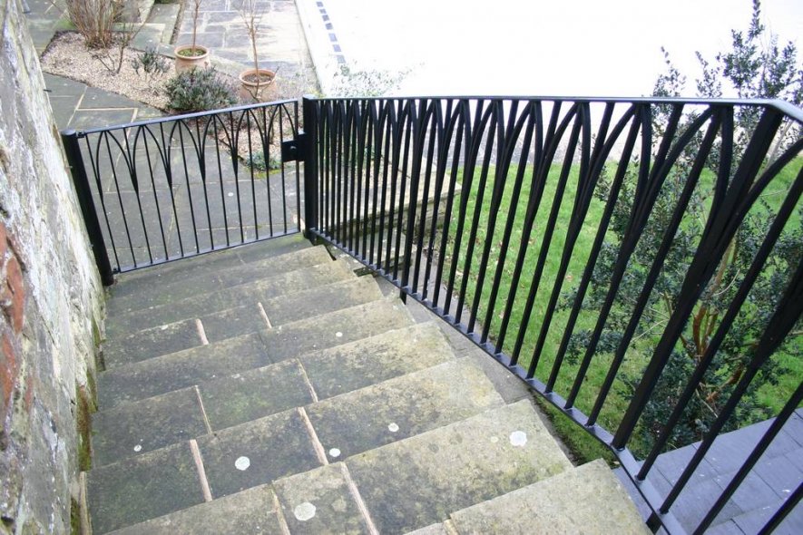 Lindfield-Blacksmith-Gates-Railings-03