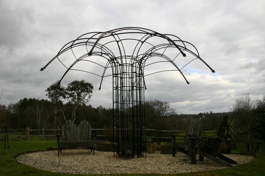 Lindfield-Blacksmith-Arbour-2